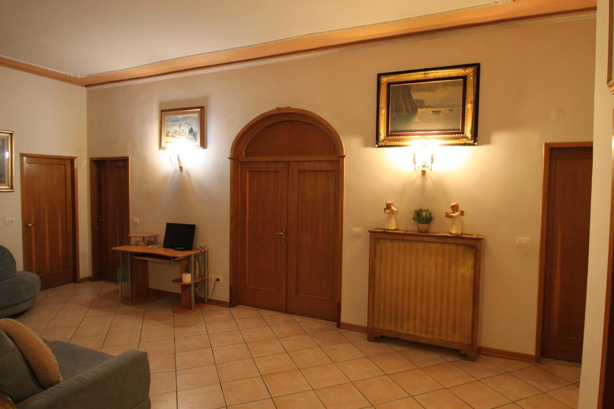 Hotel Eurotravel Bed And Car Lastra a Signa Exterior foto