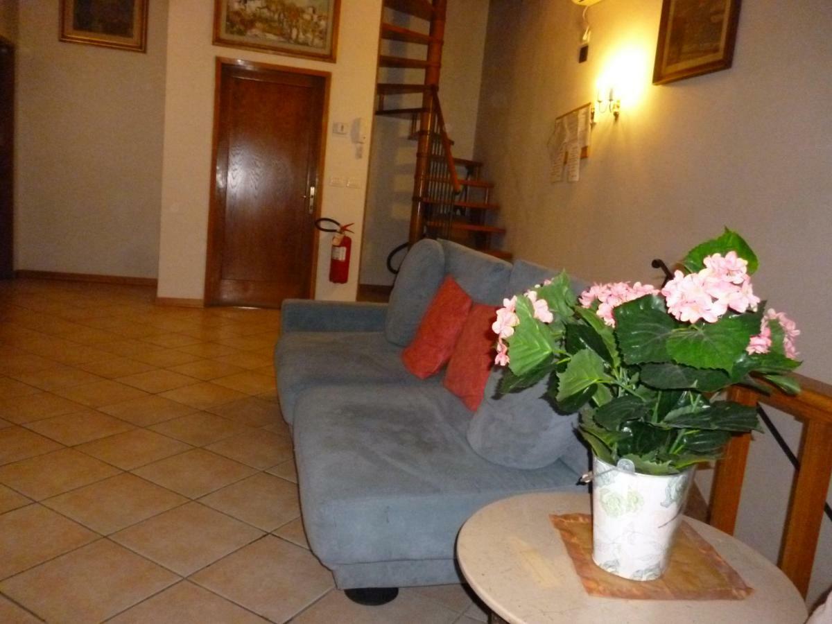 Hotel Eurotravel Bed And Car Lastra a Signa Exterior foto